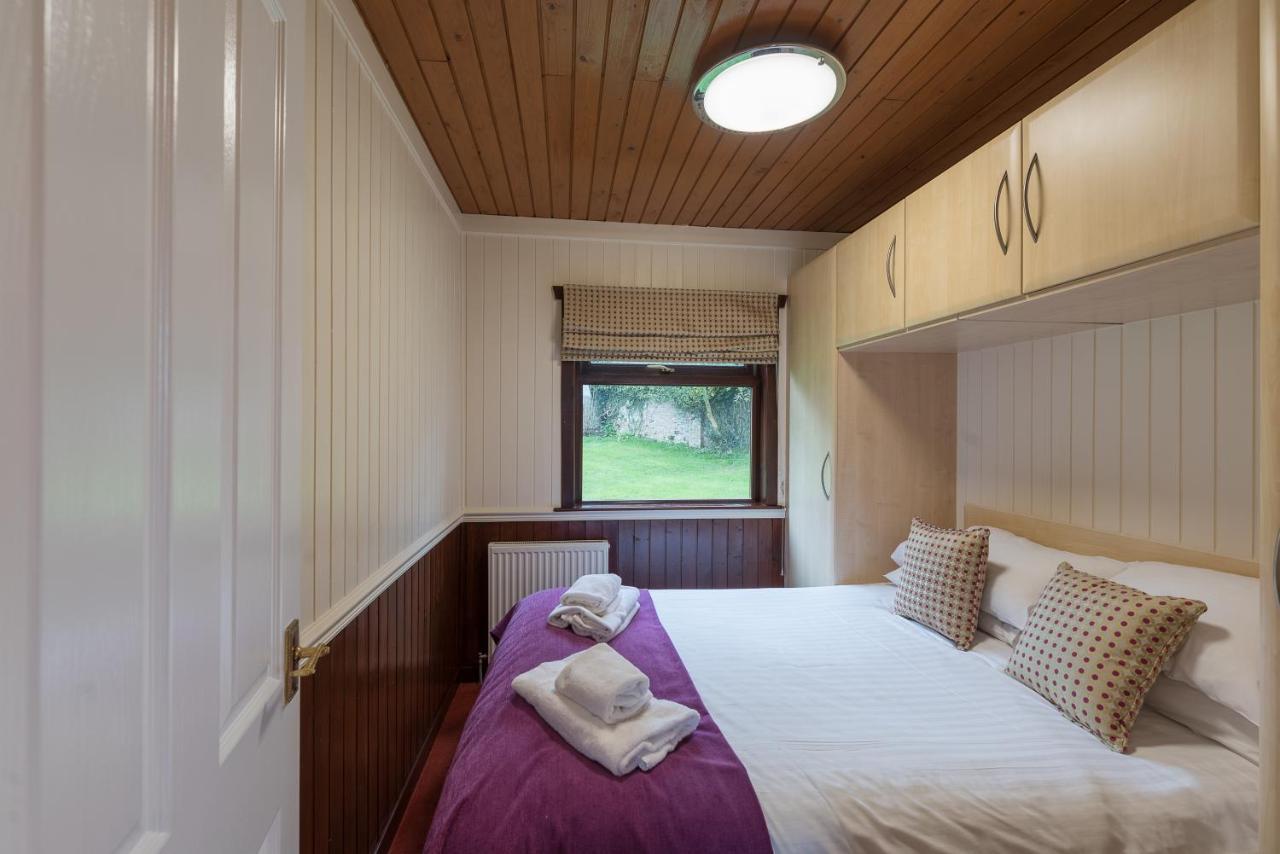 Conifer Lodge 25 With Hot Tub Newton Stewart Minnigaff Exteriör bild