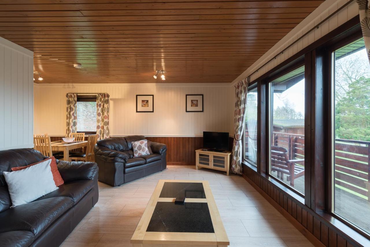 Conifer Lodge 25 With Hot Tub Newton Stewart Minnigaff Exteriör bild